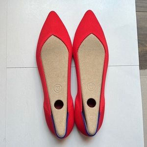 Brand new in box! Rothy’s pointe size 11 color flame
